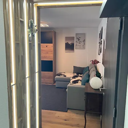 アパート Cosy For 4 Near Lift, Cretes B24 *