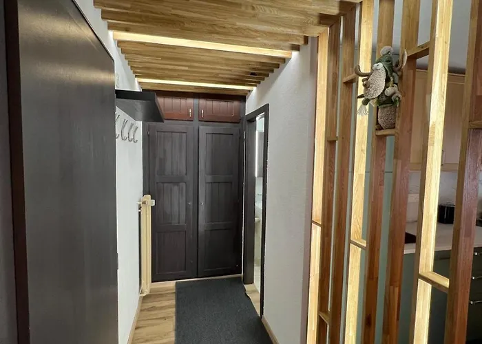 Cosy For 4 Near Lift, Cretes B24 *